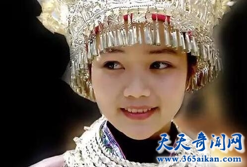 蛊4.jpg