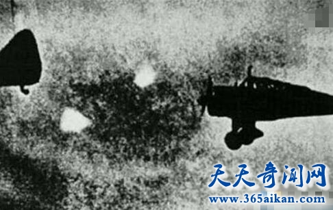 华航空难1.jpg