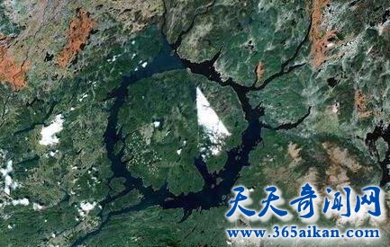 俄罗斯陨石4.jpg