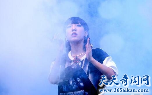 吴莫愁父亲