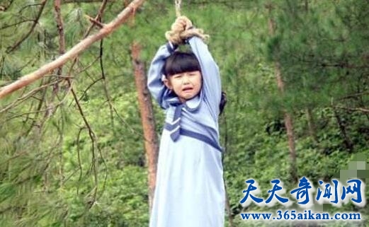 张子枫被打1.jpg