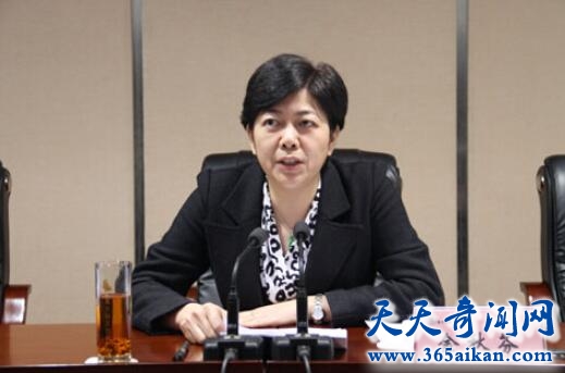 季建业的情人金秋芬.jpg