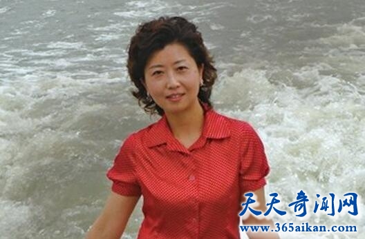 季建业的情人周冰.jpg