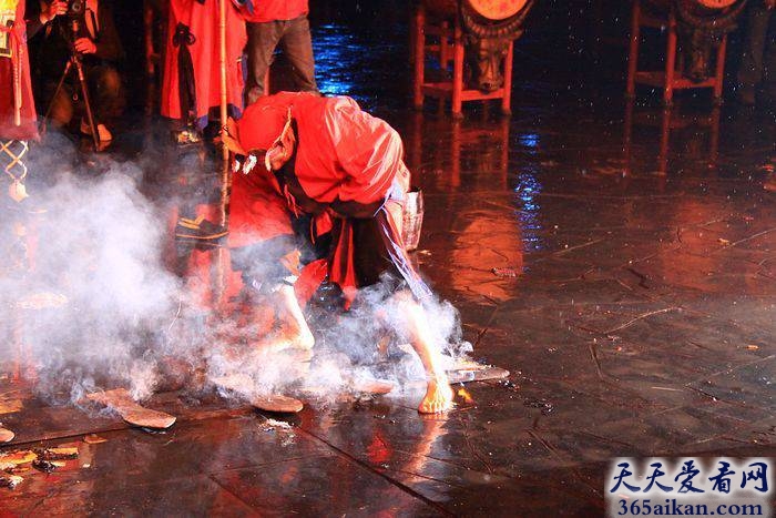 探索中国神秘的湘西巫术，日本阴阳师就是从这里发源的！