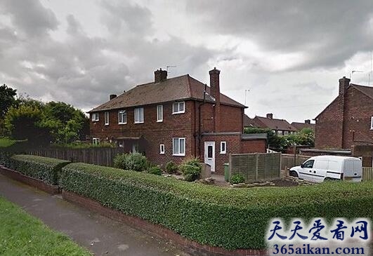 英国鬼屋拍到恶灵1.jpg