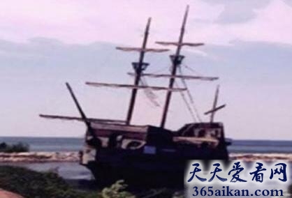 鬼船拜尔·阿米卡号.jpg