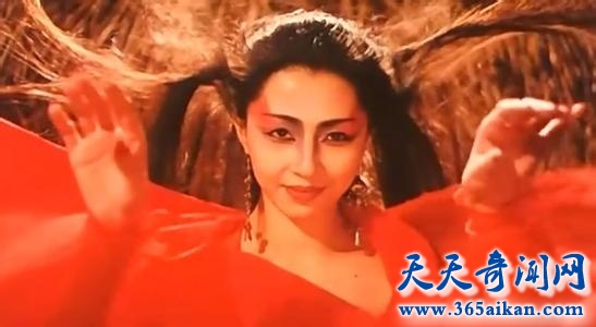 美轮美奂的红衣女鬼图片！