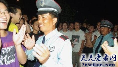 南大寂寞门5.jpg
