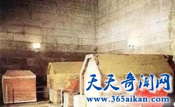 乾隆棺椁2.jpg