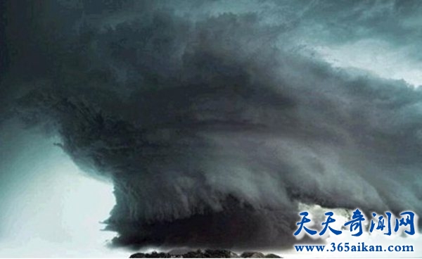 人类破坏环境的恶果，黑色风暴袭击苏联和美国！