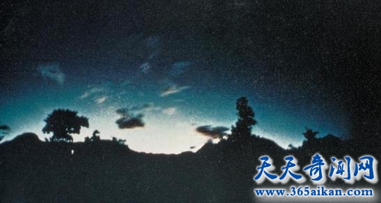 揭秘奇特的地震光现象，地震的时候为什么会出现地震光？