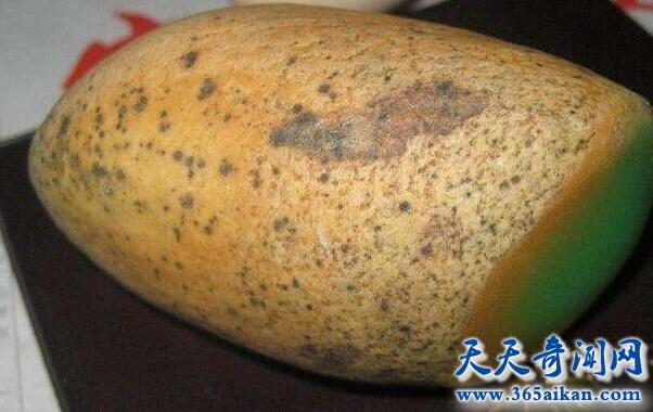 探索宇宙中国之陨石钻石夜明珠是怎么东西形成的