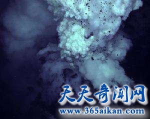 揭开海底火山的神秘面纱，生命的起源可能来自于海底火山！