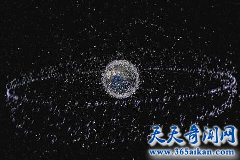 地球天空上年年增长的太空垃圾，我们该如何回收太空垃圾