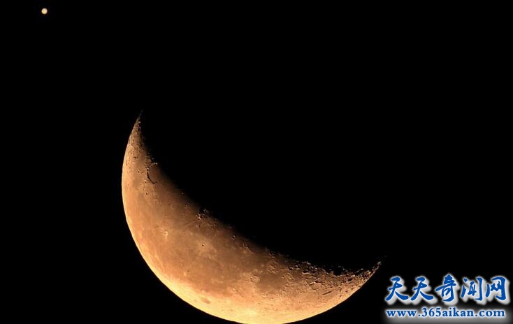木星合月的天文现象是怎么样的？木星合月该如何观赏？