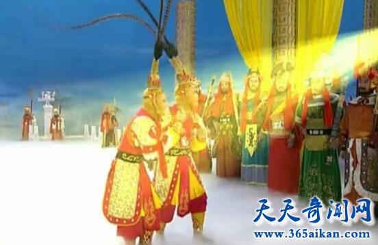 揭秘《西游记》真假美猴王之谜，事情的背后竟然是孙悟空自导自演！