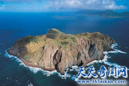 在大海中时隐时现的幽灵岛屿，幽灵岛全面解析