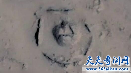 NASA火星勘测器发现迷宫型外星人城市！