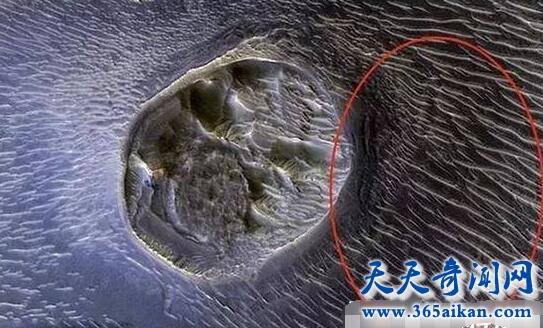 NASA火星勘测器发现迷宫型外星人城市！