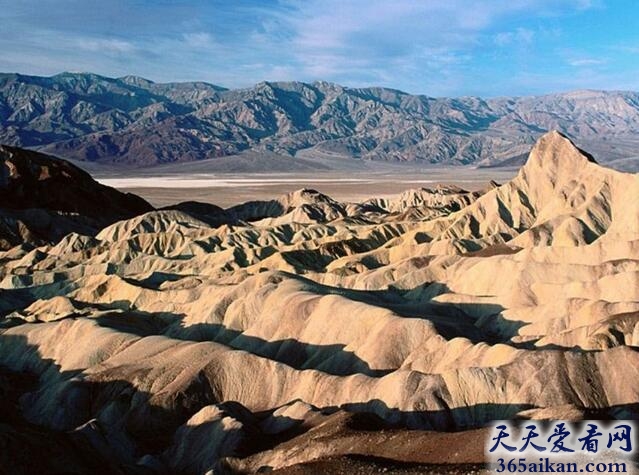 世界上最大的流动沙漠：鲁卜哈利沙漠