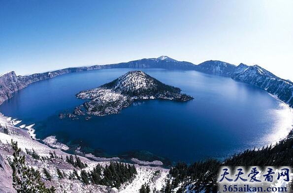 世界最深的火山口湖是哪个？世界最深的火山口湖有多深？