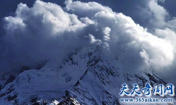 世界上最大雪崩，秘鲁大雪崩摧毁容加依城